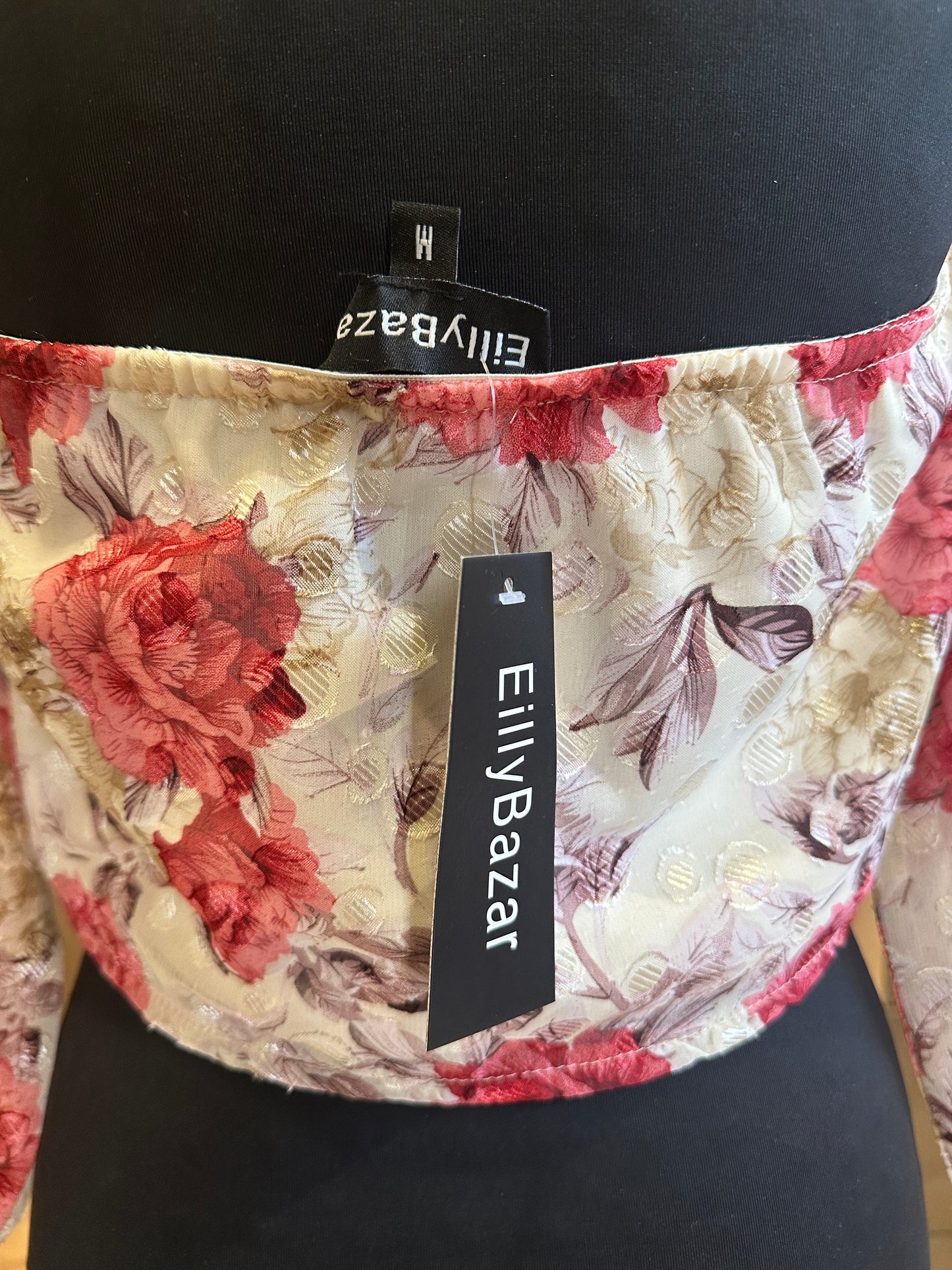 Floral Eilly Bazar Off Shoulder Crop