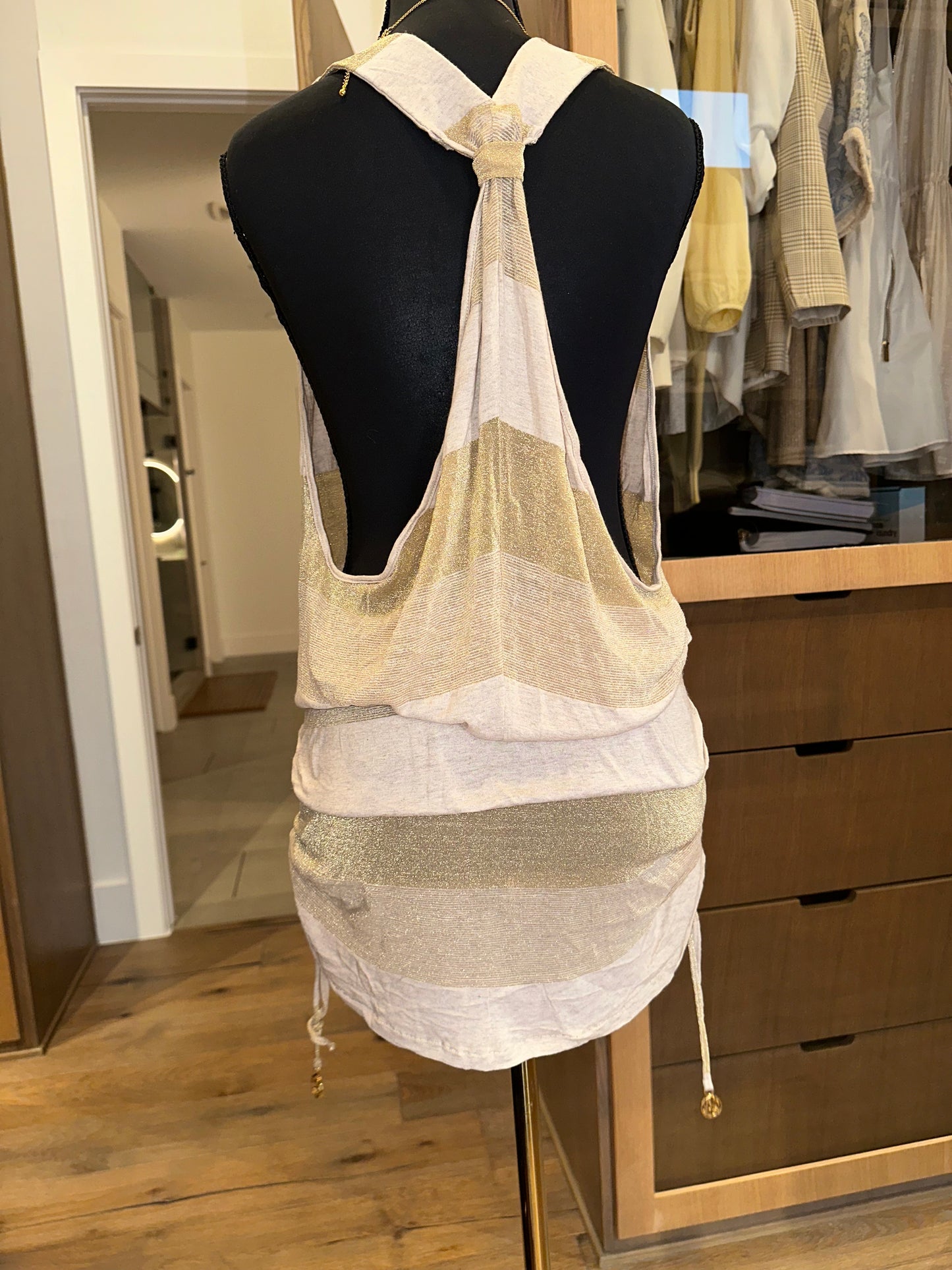 Vitamin A Gold Shimmer Cover Up